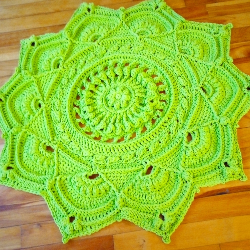 Accent rug